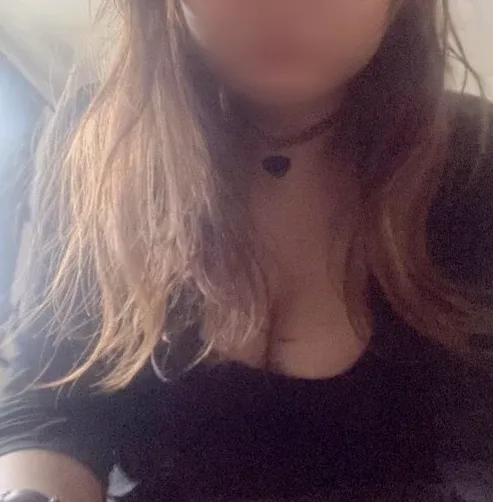 Alina, 28