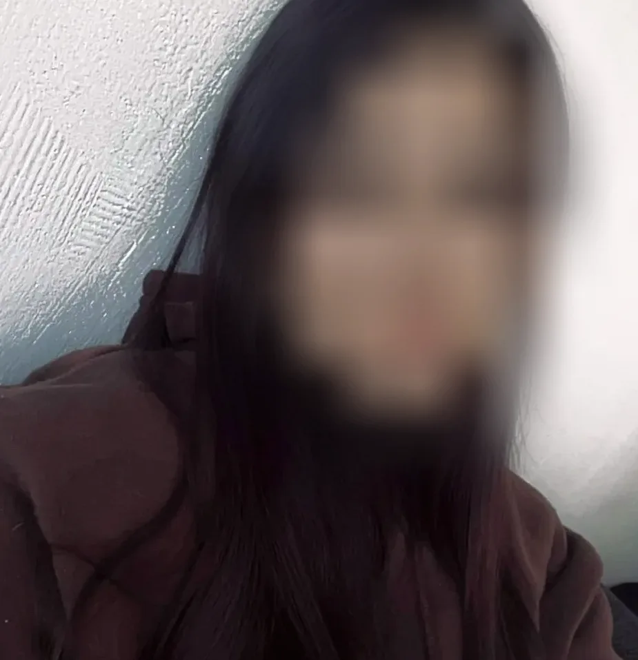 Hanna, 21