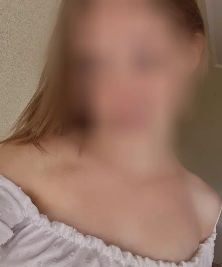 Sina, 34